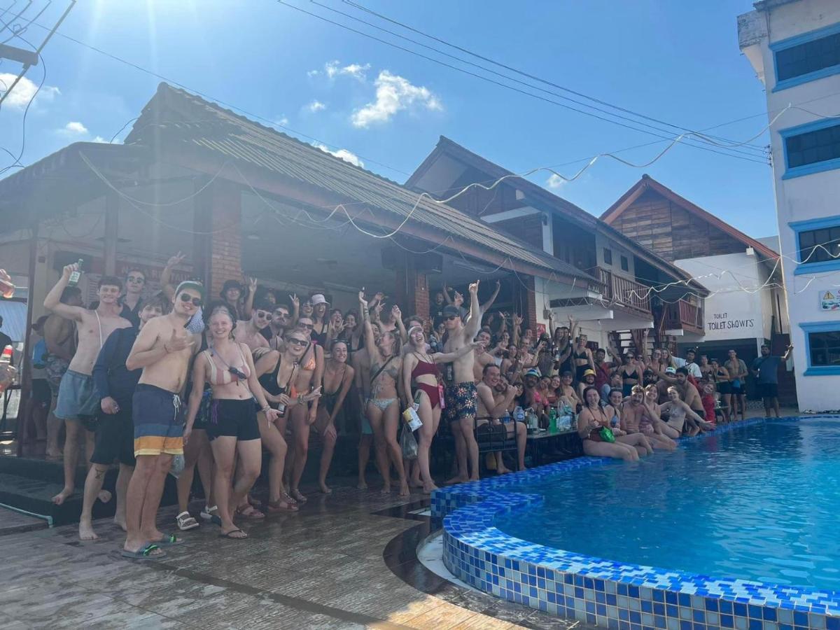 Nana Backpackers Hostel Vang Vieng Buitenkant foto