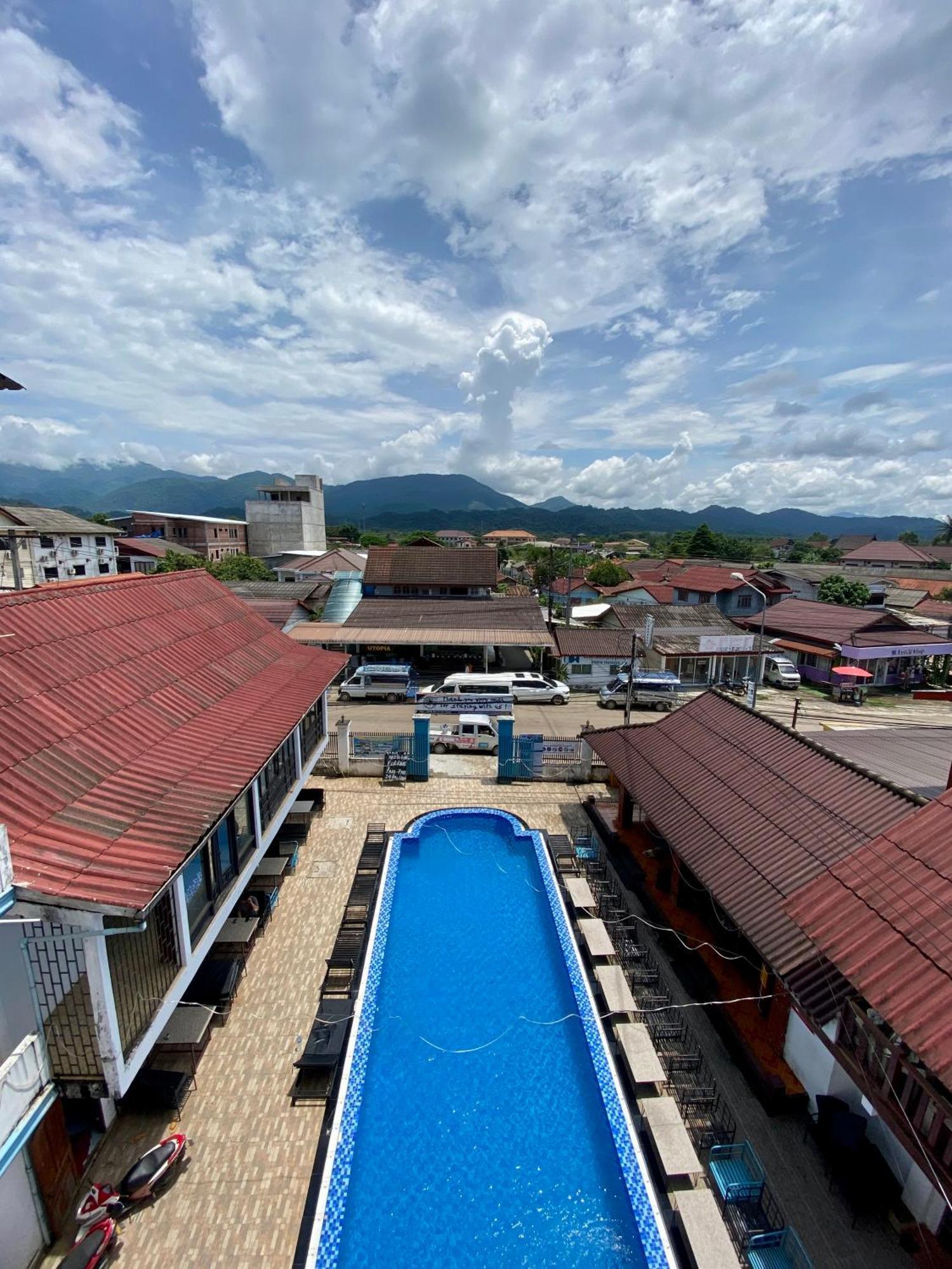 Nana Backpackers Hostel Vang Vieng Buitenkant foto