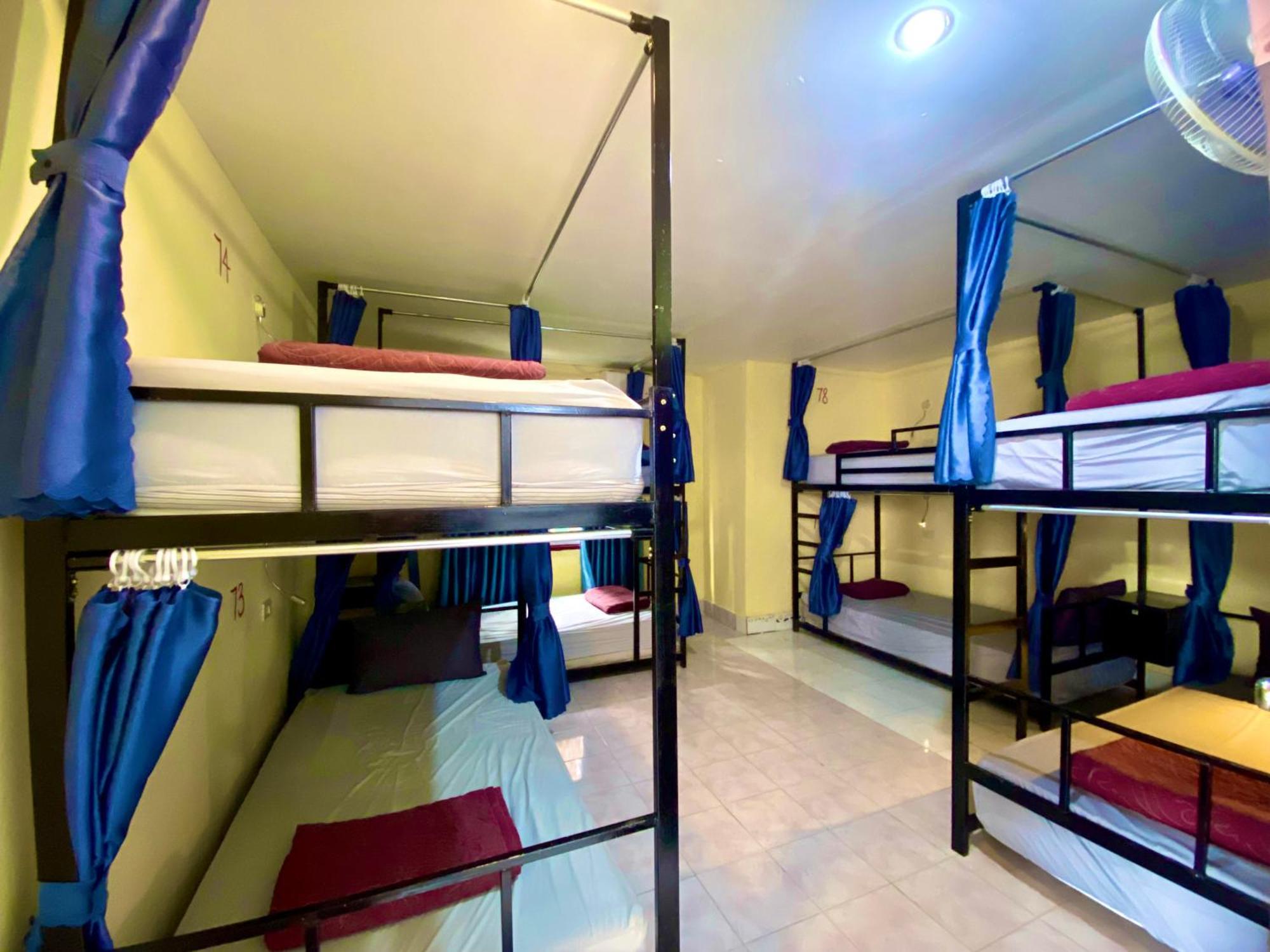 Nana Backpackers Hostel Vang Vieng Buitenkant foto