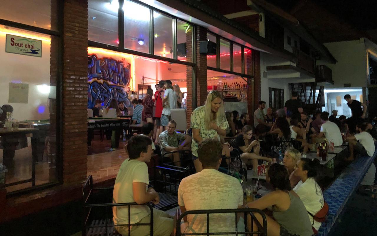 Nana Backpackers Hostel Vang Vieng Buitenkant foto