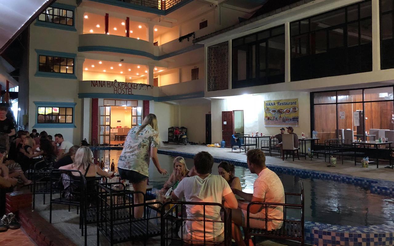 Nana Backpackers Hostel Vang Vieng Buitenkant foto